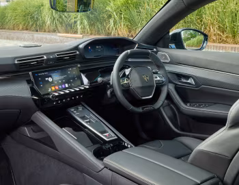 Intérieur Peugeot 508 GT HYBRID SW [UK-spec] '2023–24