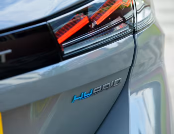 Peugeot 508 GT HYBRID SW [UK-spec] '2023–24