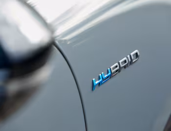 Peugeot 508 GT HYBRID SW [UK-spec] '2023–24