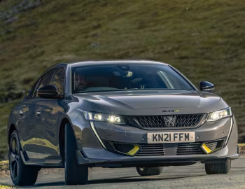 508 Peugeot Sport Engineered [UK-spec] '2021–23