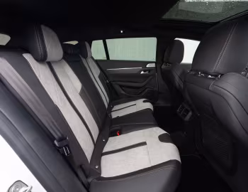 Interior Peugeot 508 SW GT HYBRID [Worldwide] '2019–23