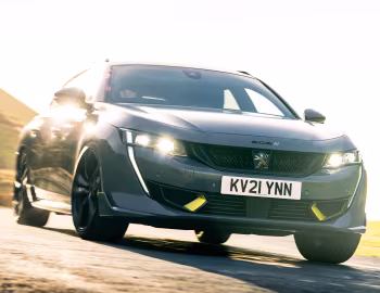 508 SW Peugeot Sport Engineered [UK-spec] '2021–23