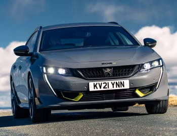 508 SW Peugeot Sport Engineered [UK-spec] '2021–23