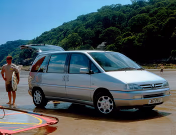Peugeot 806 "Quiksilver" [UK-spec] '07.2000–12.2002