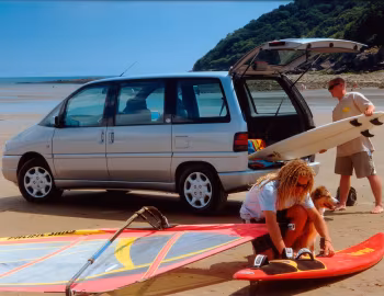 Peugeot 806 "Quiksilver" [UK-spec] '07.2000–12.2002