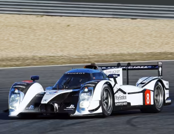 Peugeot 908 HYbrid4 '03.2011