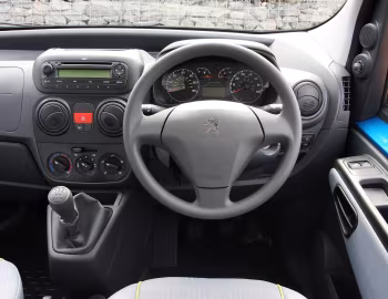 Front Panel Peugeot Bipper Tepee Outdoor [UK-spec] '2009–14