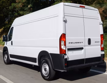 Peugeot Boxer Furgão L3H2 [Latam] '2025–pr.
