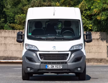 Peugeot Boxer Van L2H2 [Worldwide] '2014–23