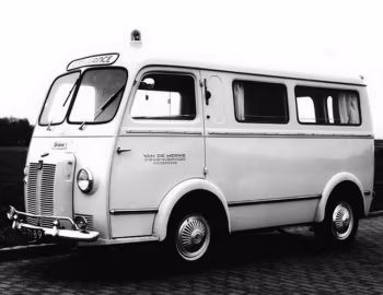 Peugeot D4B Ambulance '1960–65