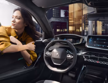 Front Panel Peugeot e-2008 [China] '2020–23