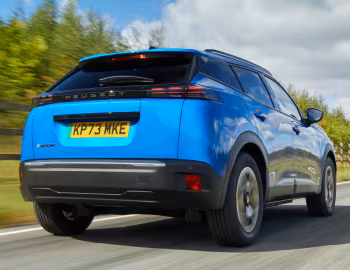 Peugeot E-2008 [UK-spec] '2023–pr.
