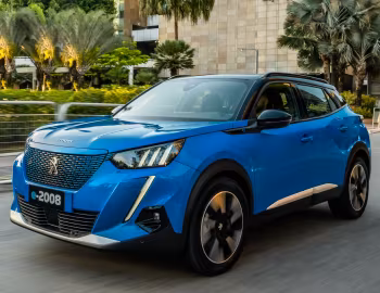 Peugeot e-2008 GT [Latam] '2022–23