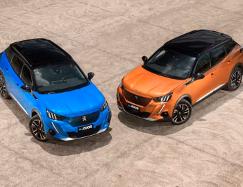Peugeot e-2008 GT [Latam] '2022–23