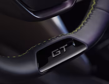 Interior Peugeot E-2008 GT [Worldwide] '2023–pr.