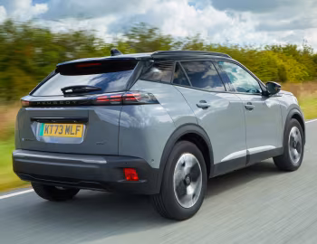 Peugeot E-2008 GT [UK-spec] '2023–pr.