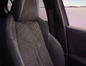 Interior Peugeot E-2008 GT [Worldwide] '2023–pr.