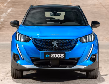 Peugeot e-2008 GT [Latam] '2022–23