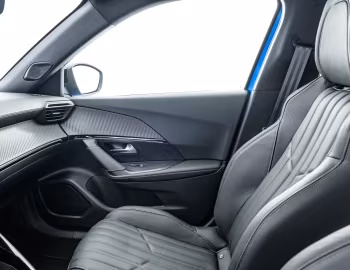 Interior Peugeot e-2008 GT [Latam] '2022–23