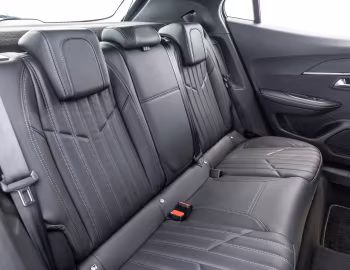 Interior Peugeot e-2008 GT [Latam] '2022–23
