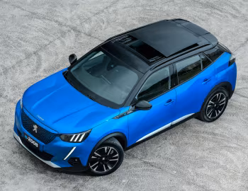 Peugeot e-2008 GT [Latam] '2022–23