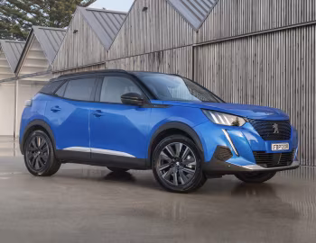Peugeot e-2008 GT [Australia] '2023