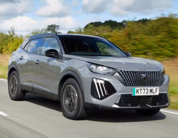 Peugeot E-2008 GT [UK-spec] '2023–pr.