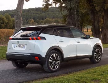 Peugeot e-2008 GT [Worldwide] '2019–23