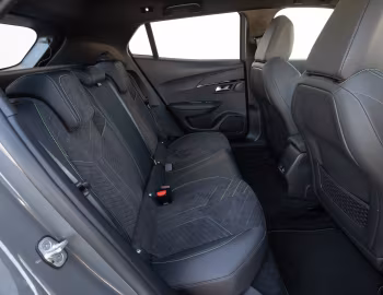 Intérieur Peugeot E-2008 GT [Worldwide] '2023–pr.