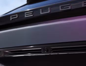 Peugeot E-2008 GT [Worldwide] '2023–pr.