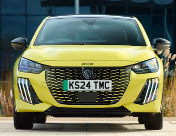 Peugeot E-208 GT [UK-spec] '2024–н.ч.