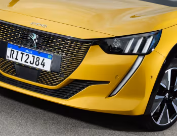 Peugeot e-208 GT [Latam] '2021–pr.