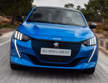 Peugeot e-208 GT [UK-spec] '2019–23