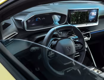 Interior Peugeot E-208 GT [Worldwide] '2023–pr.