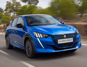 Peugeot e-208 GT [UK-spec] '2019–23