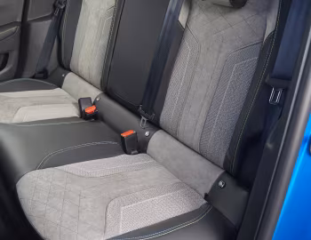 Interior Peugeot e-208 GT [UK-spec] '2019–23