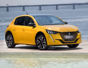 Peugeot e-208 GT [Latam] '2021–pr.