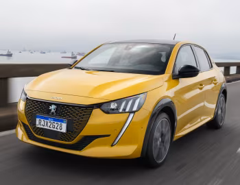 Peugeot e-208 GT [Latam] '2021–pr.