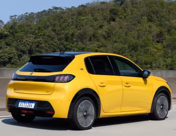 Peugeot e-208 GT [Latam] '2021–pr.