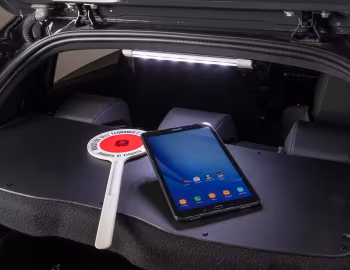 Interior Peugeot e-208 GT Guardia di Finanza [Italy] '2021–23
