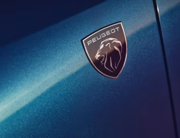 Peugeot E-3008 GT [Worldwide] '2024–pr.
