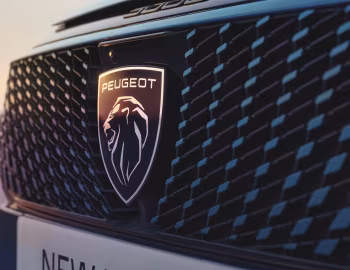 Peugeot E-3008 GT [Worldwide] '2024–pr.