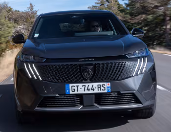 Peugeot E-3008 [Worldwide] '2024–pr.