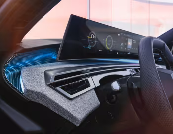 Interior Peugeot E-3008 GT [Worldwide] '2024–pr.
