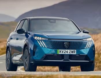 Peugeot E-3008 GT [UK-spec] '2024–н.ч.