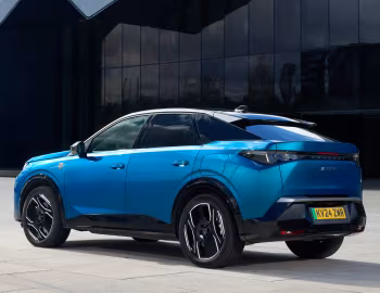 Peugeot E-3008 GT [UK-spec] '2024–н.ч.