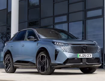 Peugeot E-3008 GT Dual Motor [UK-spec] '2025–pr.