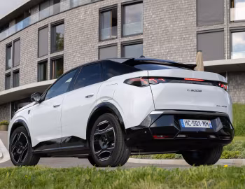 Peugeot E-3008 GT Dual Motor [Worldwide] '2025–pr.