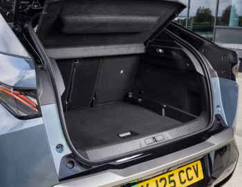 Coffre Peugeot E-3008 GT Dual Motor [UK-spec] '2025–pr.