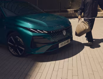 Peugeot E-308 GT [Worldwide] '2025–pr.